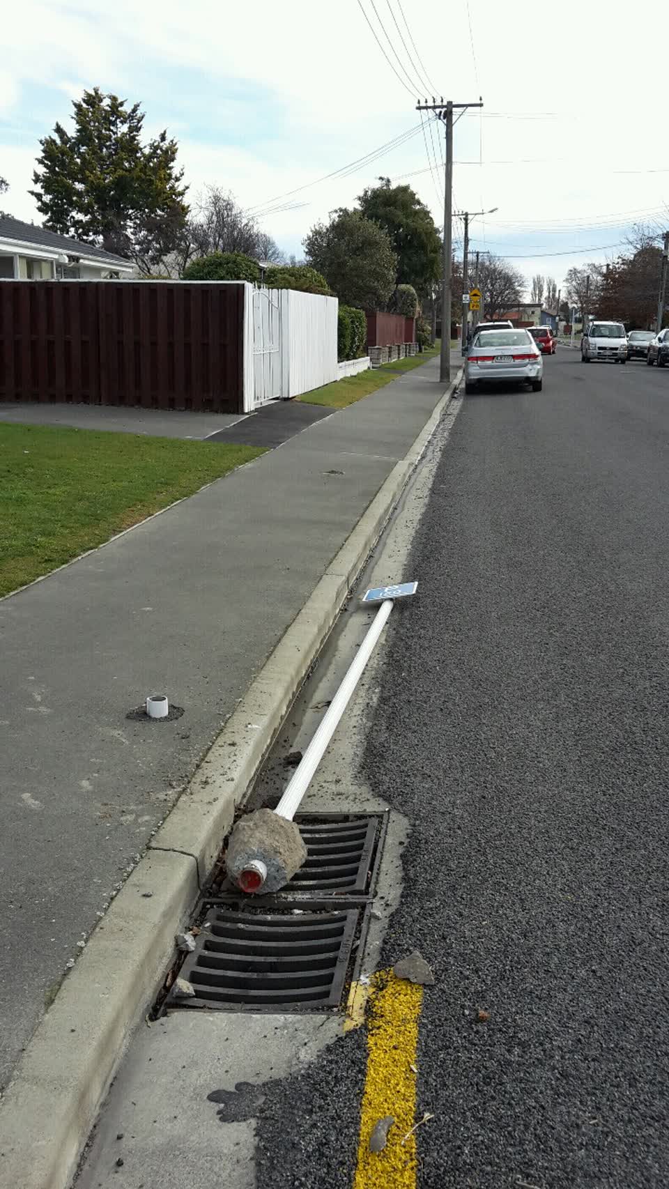 The photograph attached to this roading/streets report