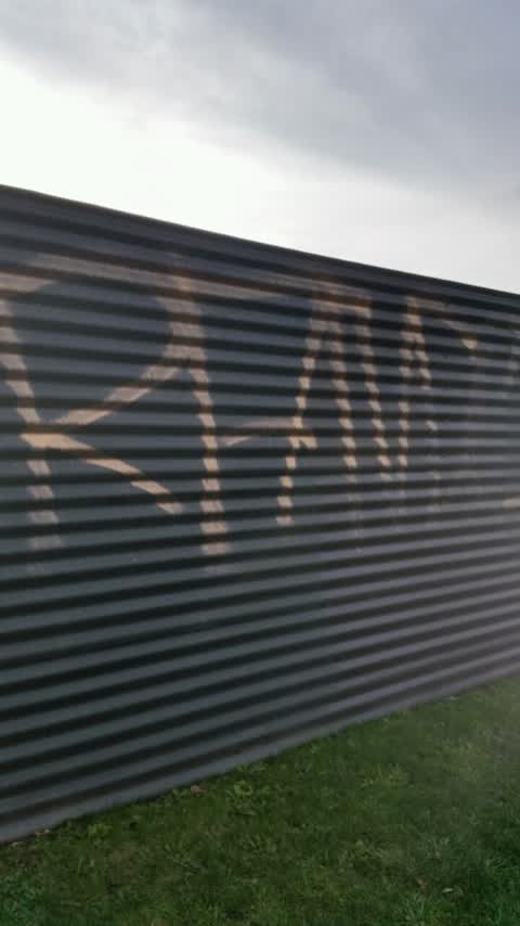 Graffiti, a report photo