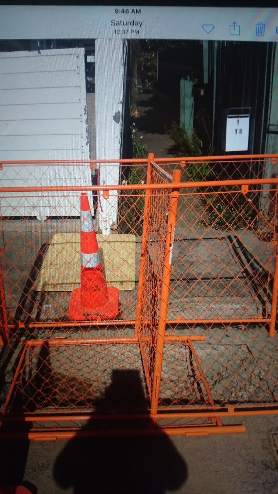 The photograph attached to this roading/streets report