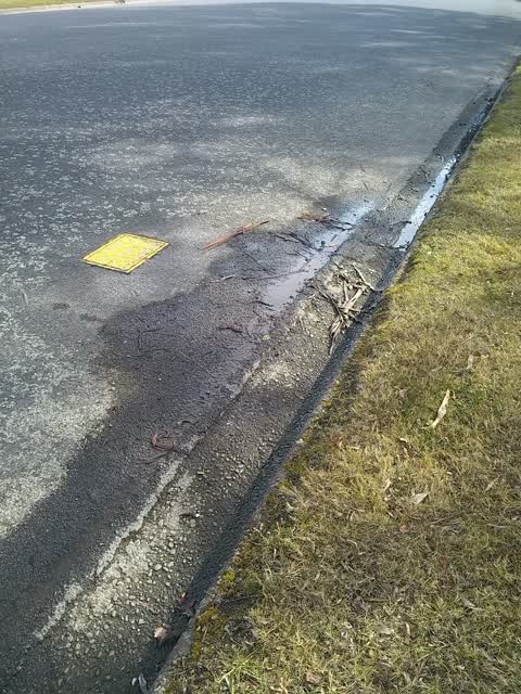 Roading/Streets, a report photo