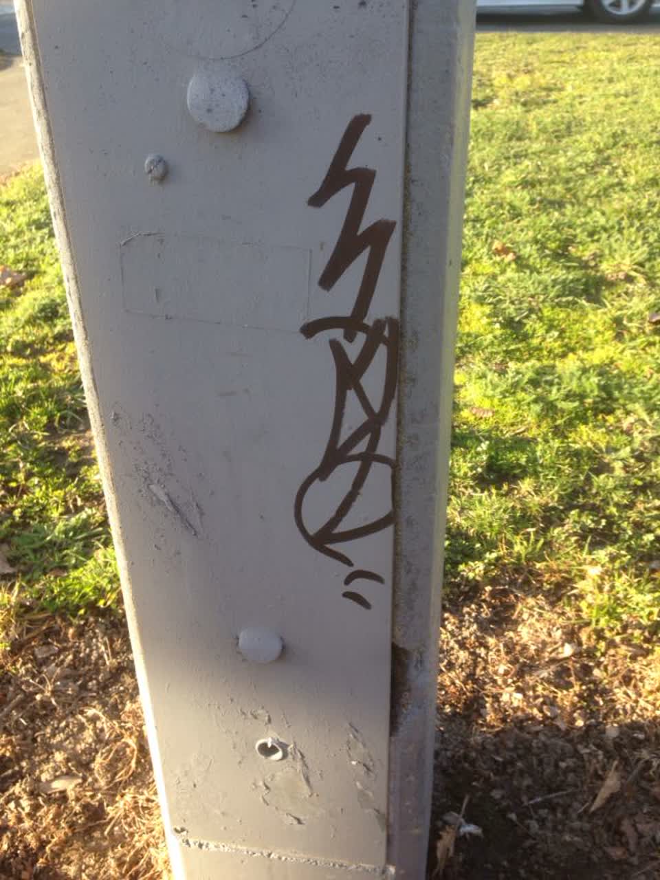 The photograph attached to this graffiti report