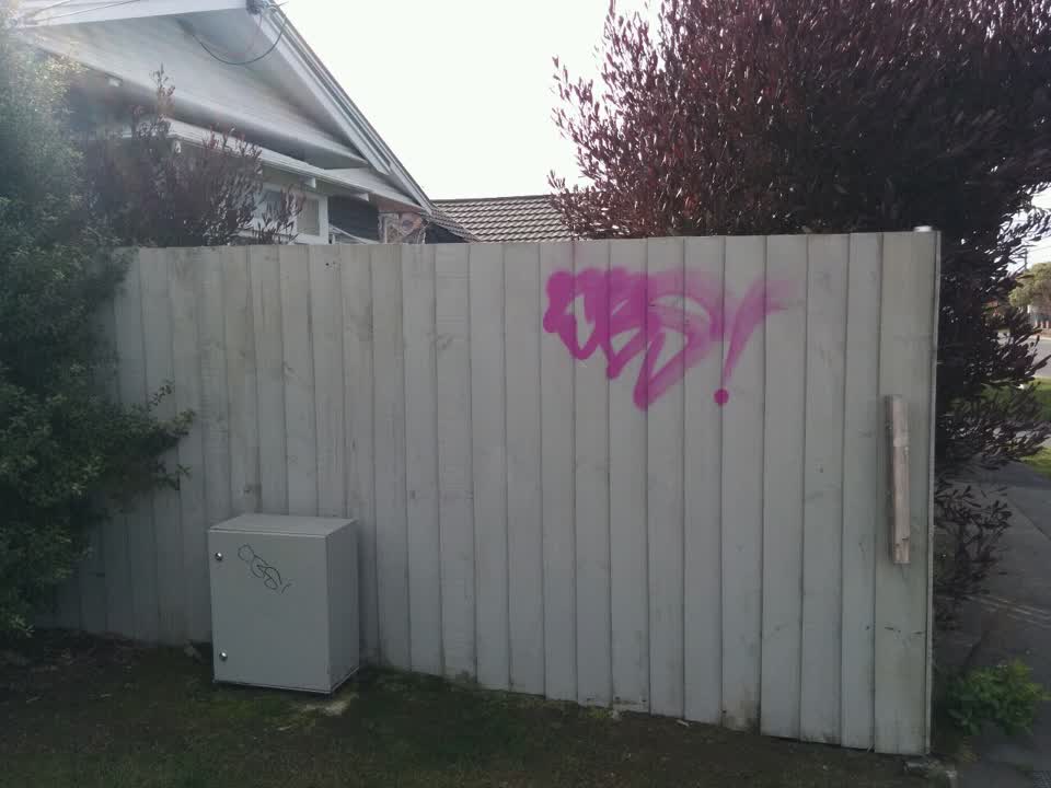 The photograph attached to this graffiti report