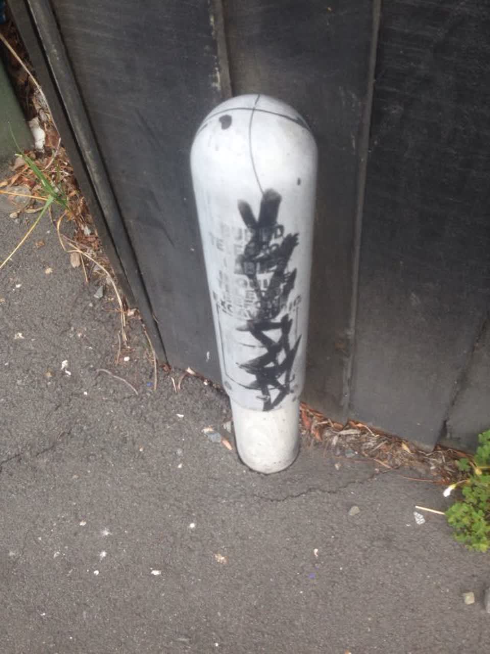 The photograph attached to this graffiti report