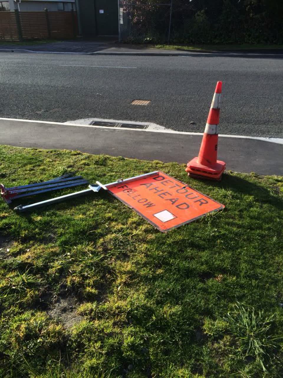 The photograph attached to this roading/streets report