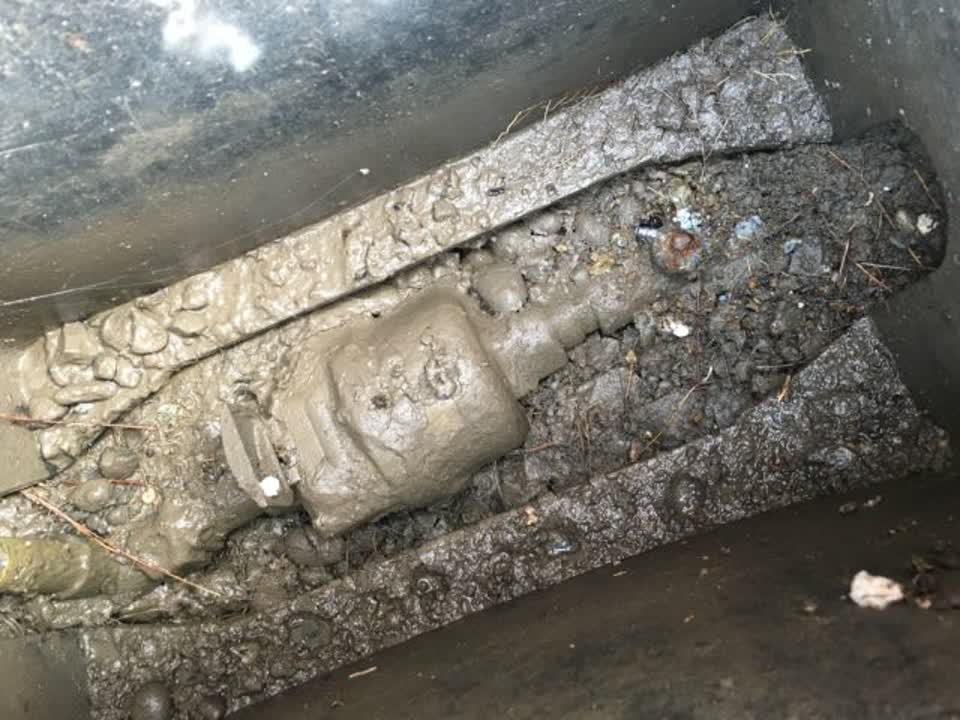 The photograph attached to this water supply report
