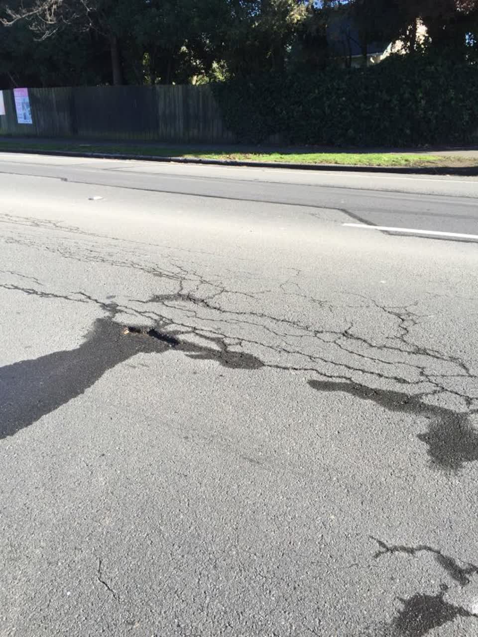 The photograph attached to this roading/streets report