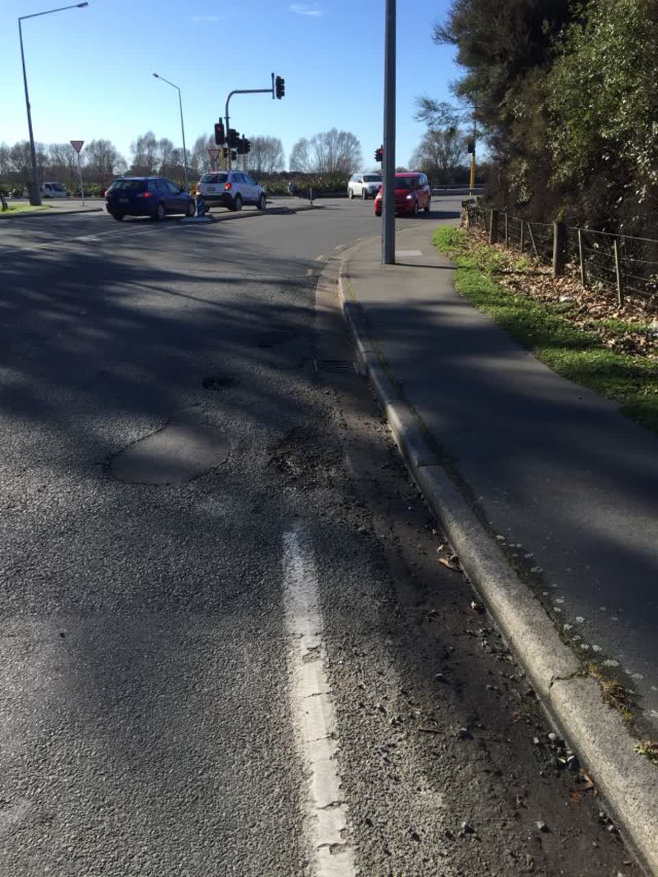 The photograph attached to this roading/streets report