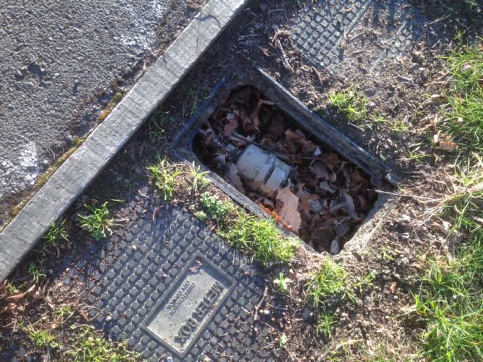 The photograph attached to this roading/streets report
