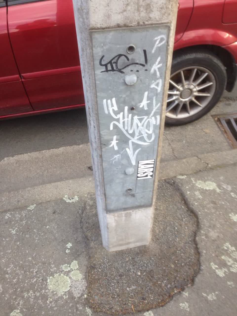 The photograph attached to this graffiti report