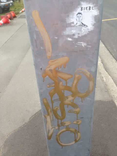 Graffiti, a report photo