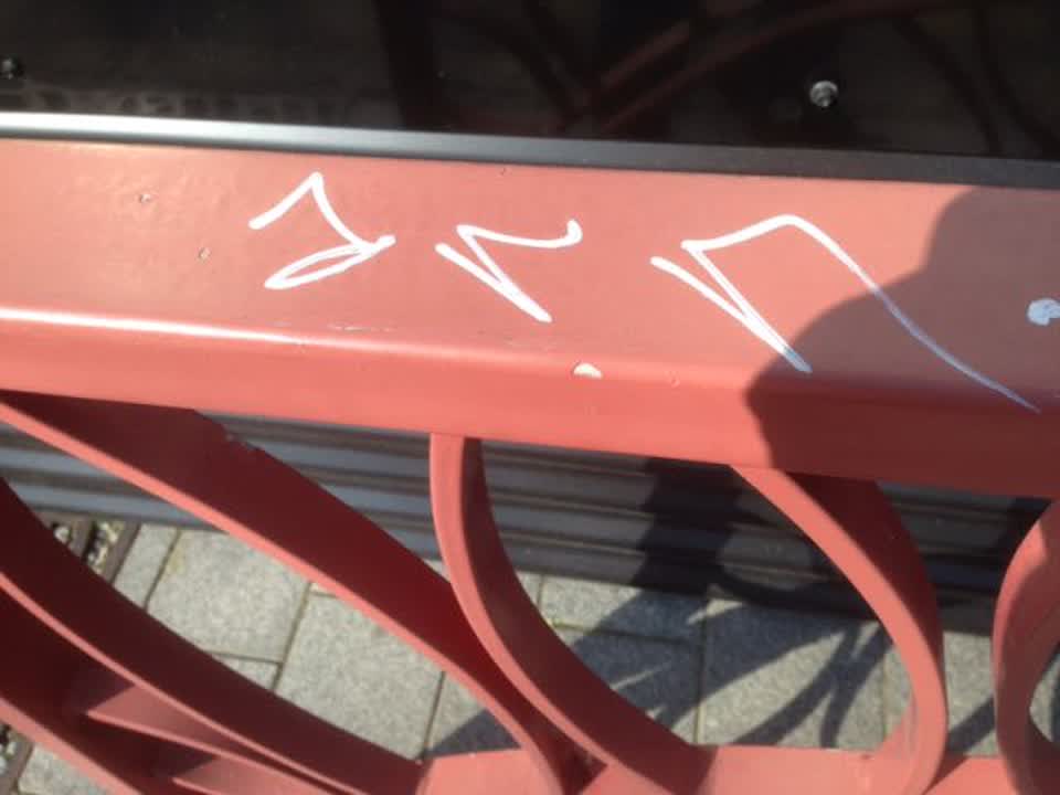 The photograph attached to this graffiti report