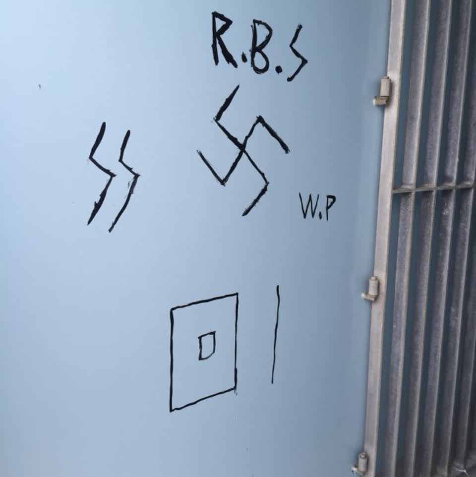 The photograph attached to this graffiti report