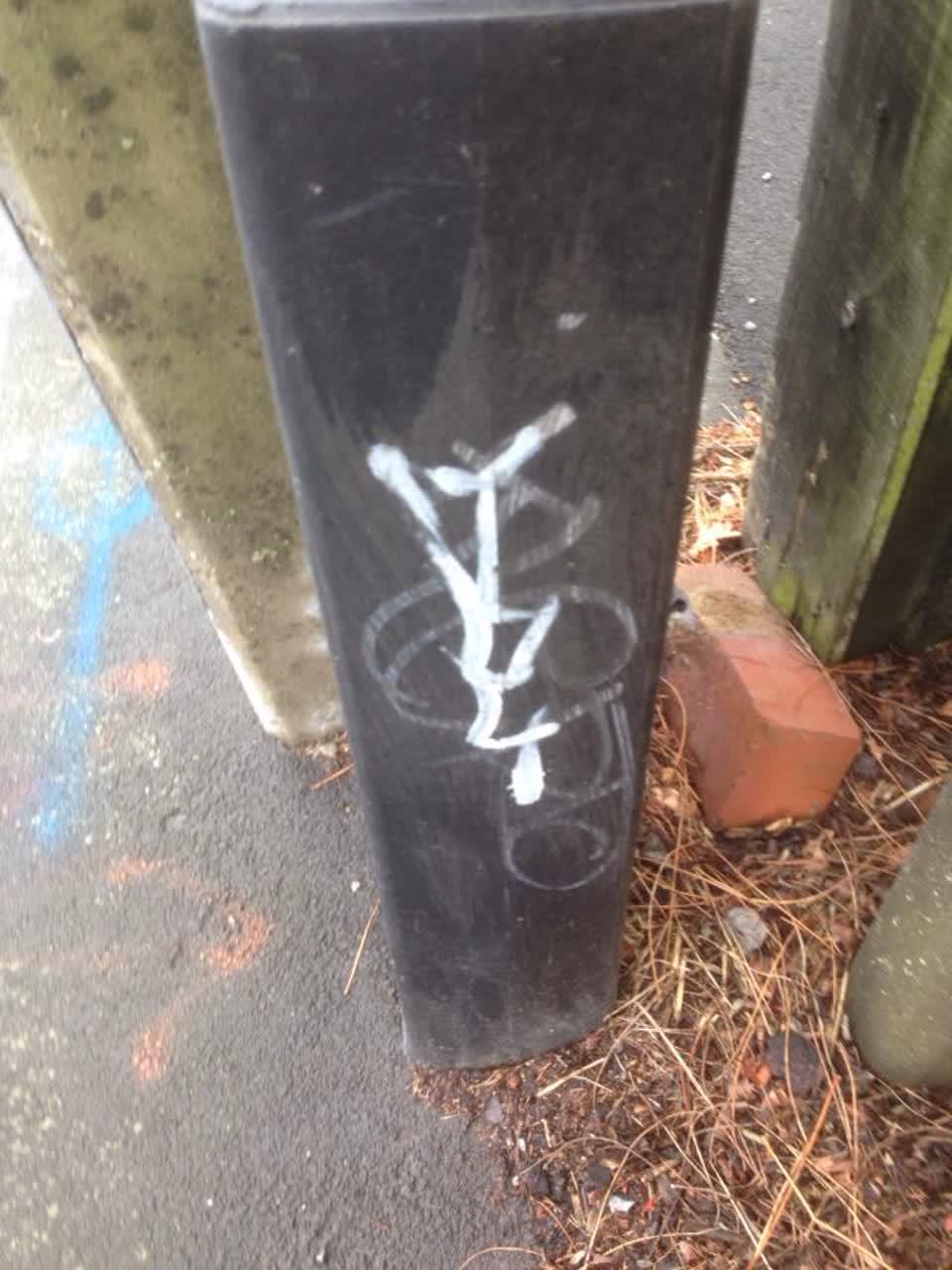 The photograph attached to this graffiti report