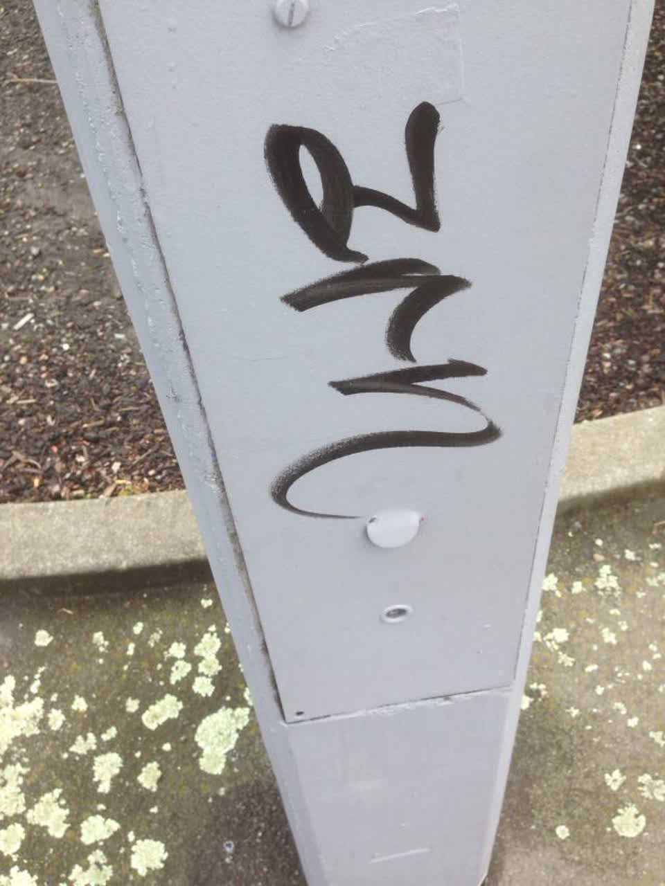 The photograph attached to this graffiti report