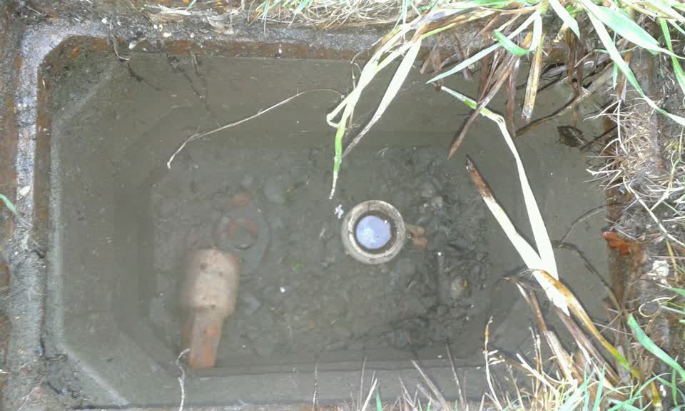 The photograph attached to this water supply report