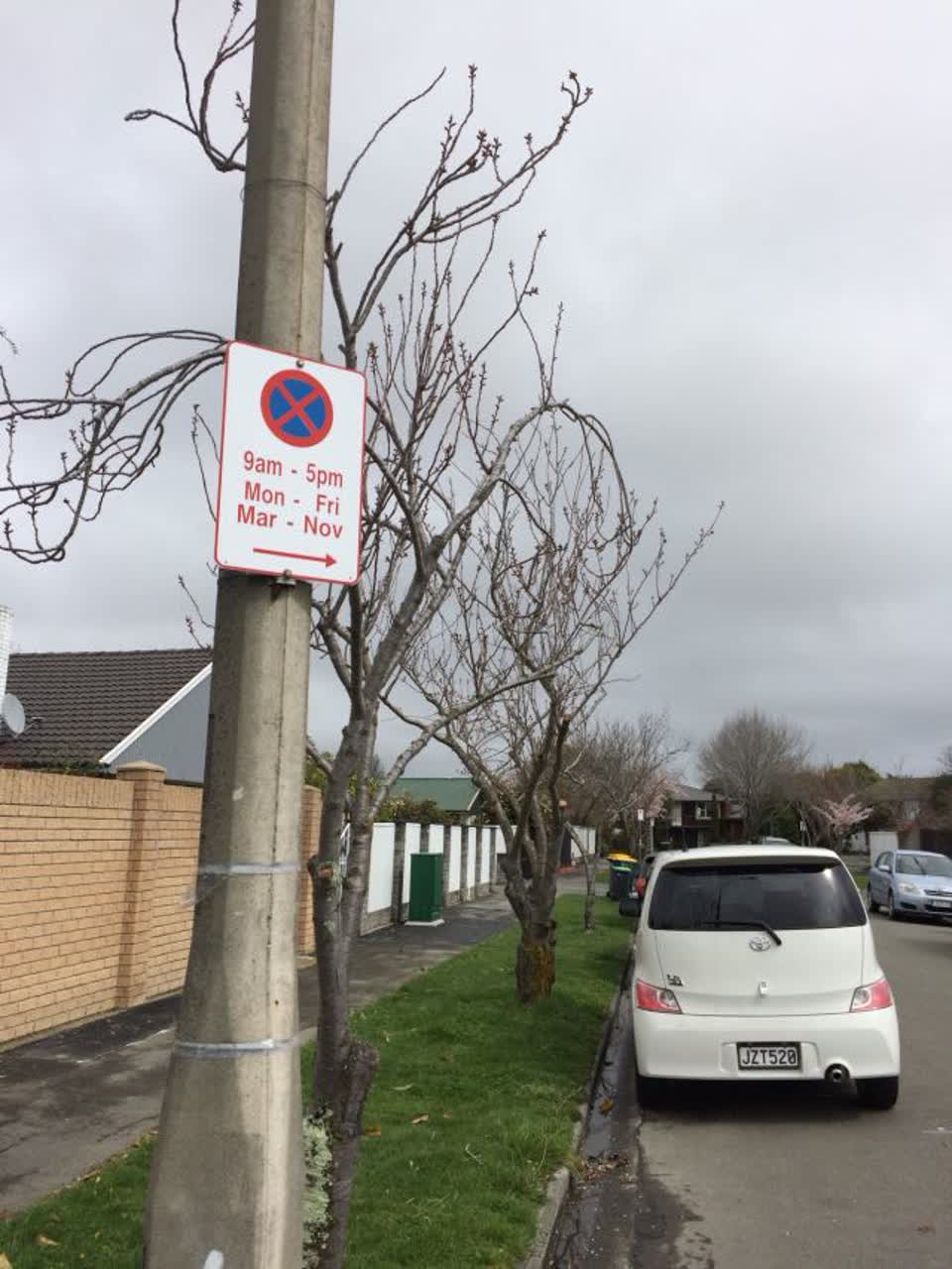 The photograph attached to this roading/streets report