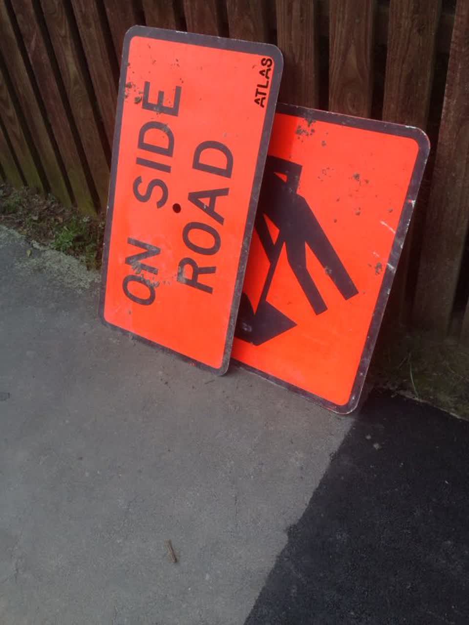 The photograph attached to this roading/streets report