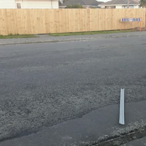 Rubbish/Recycling, a report photo