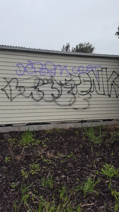 Graffiti, a report photo