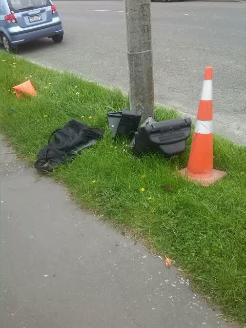 Rubbish/Recycling, a report photo