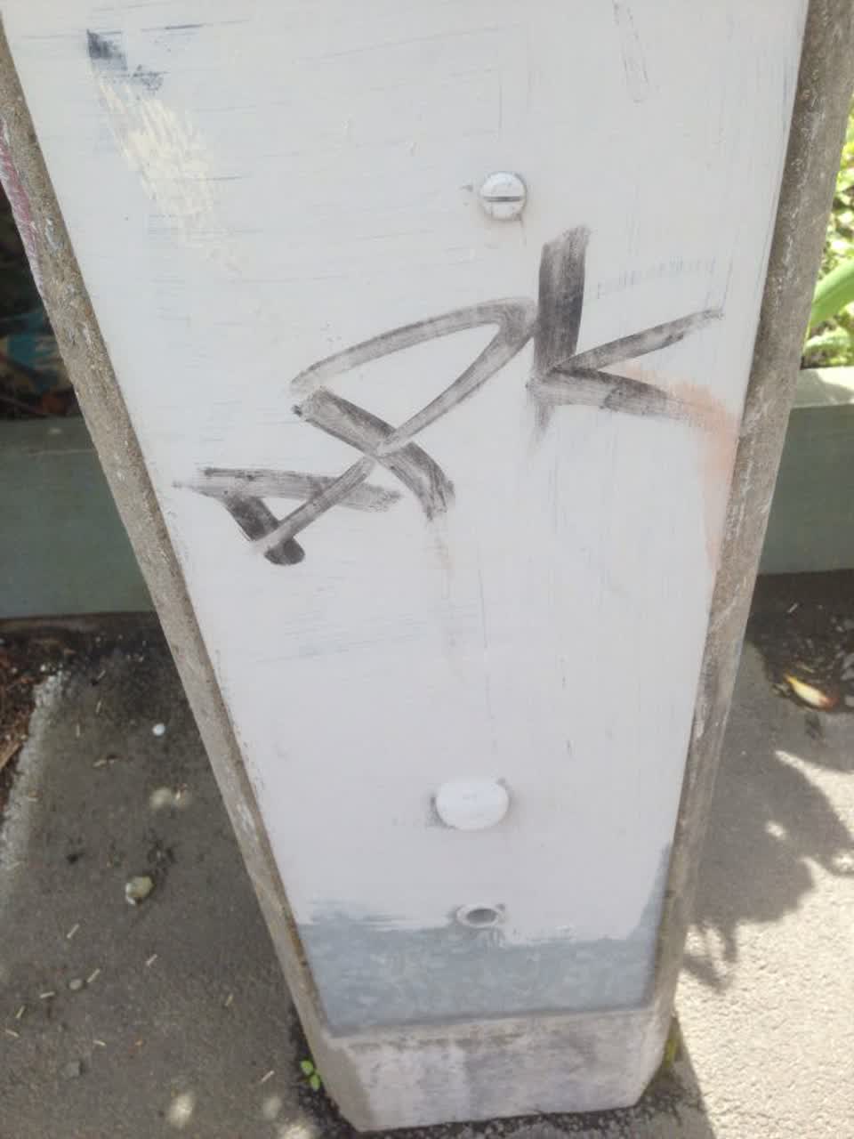 The photograph attached to this graffiti report