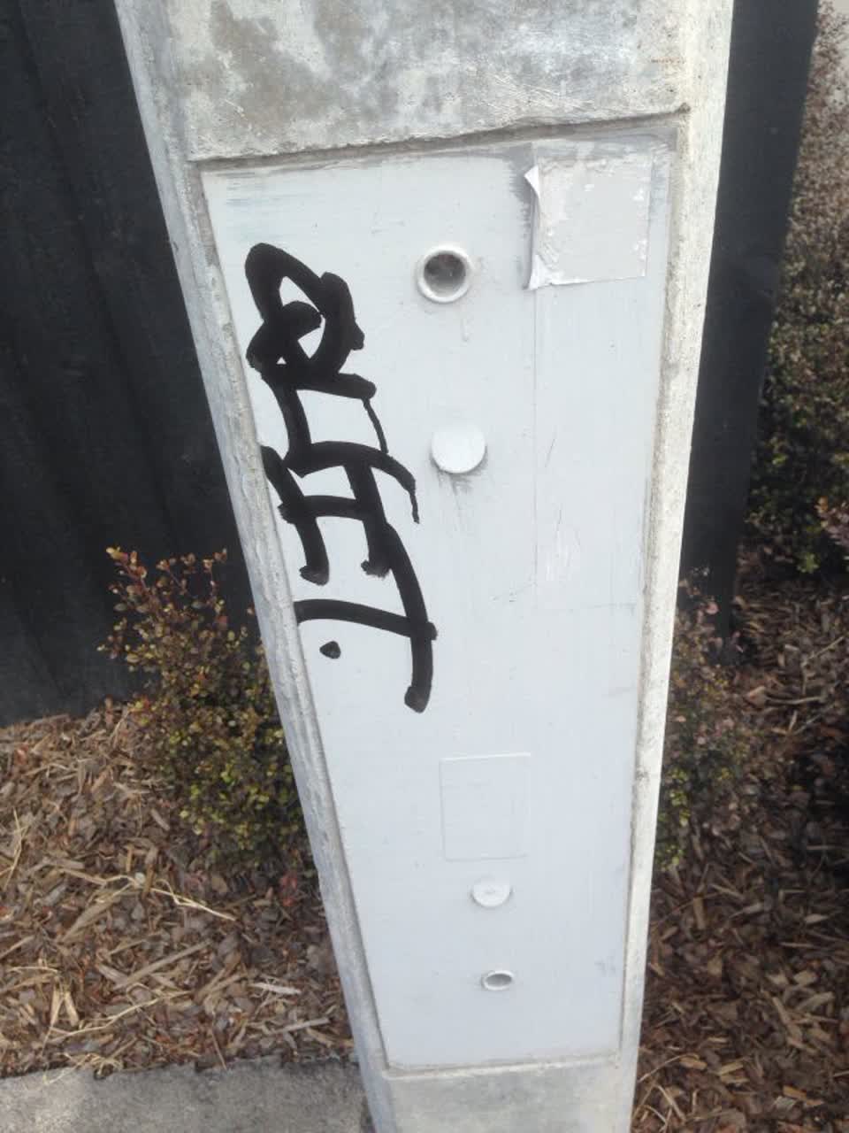 The photograph attached to this graffiti report