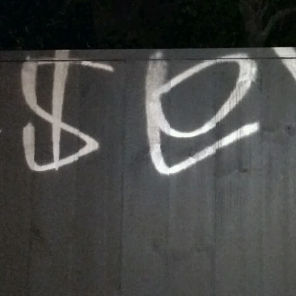 The photograph attached to this graffiti report
