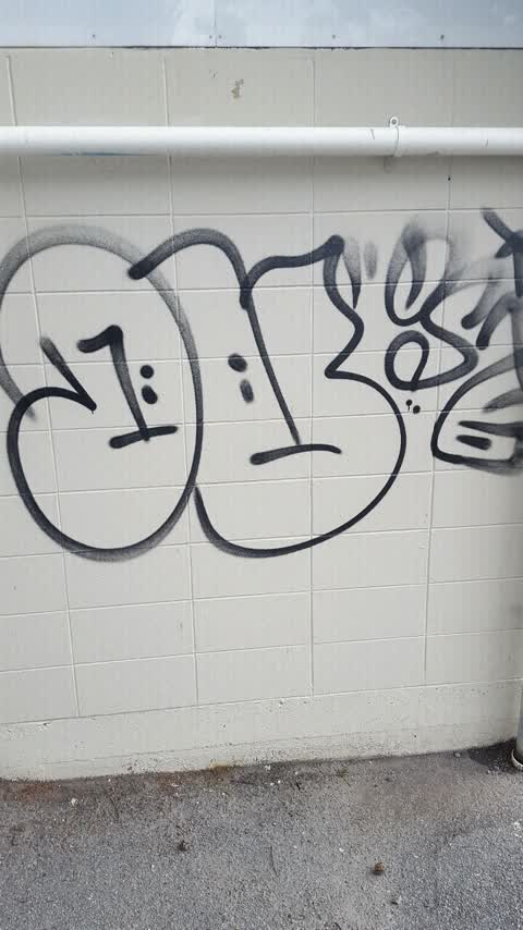 Graffiti, a report photo