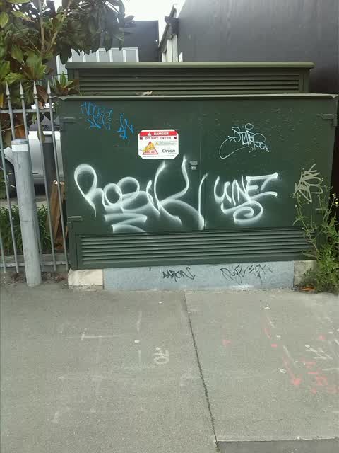 Graffiti, a report photo