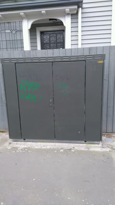 Graffiti, a report photo