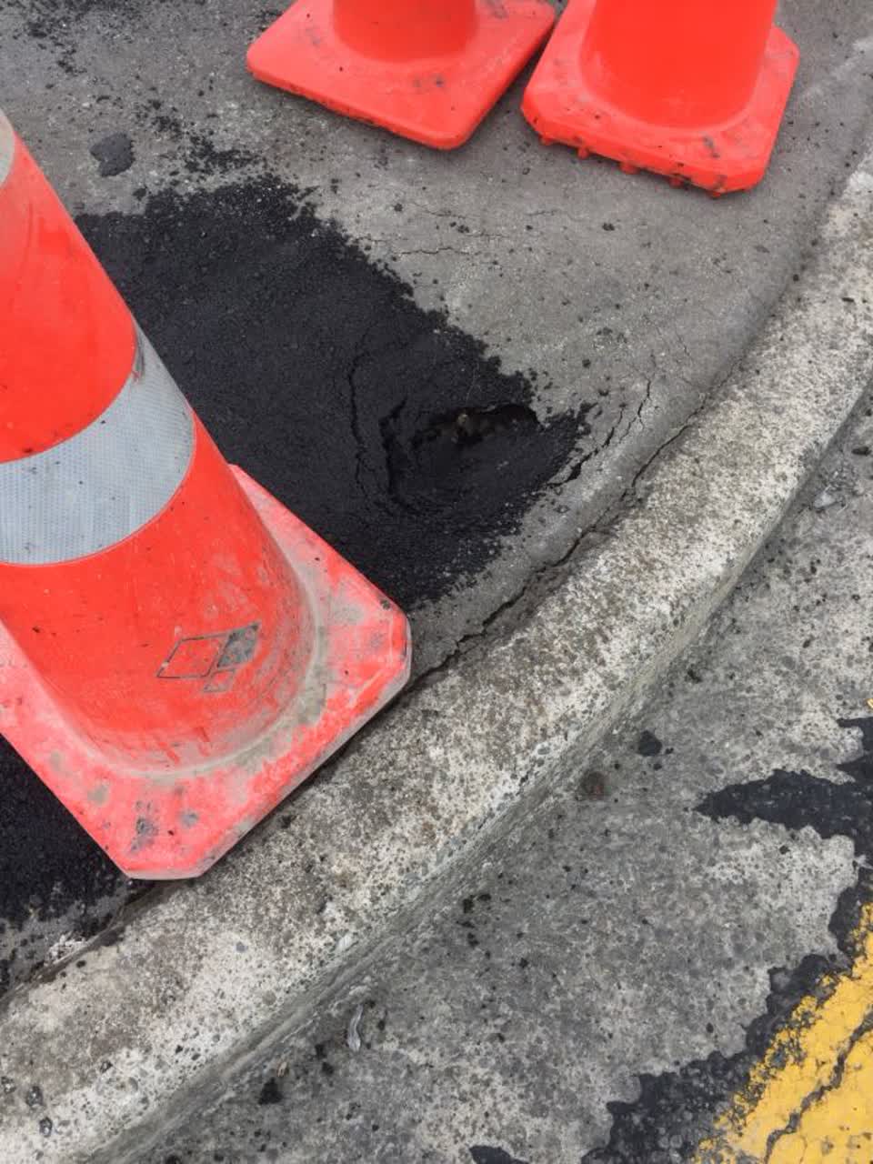 The photograph attached to this roading/streets report