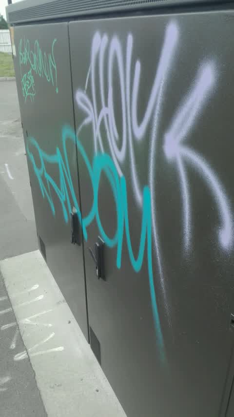 Graffiti, a report photo