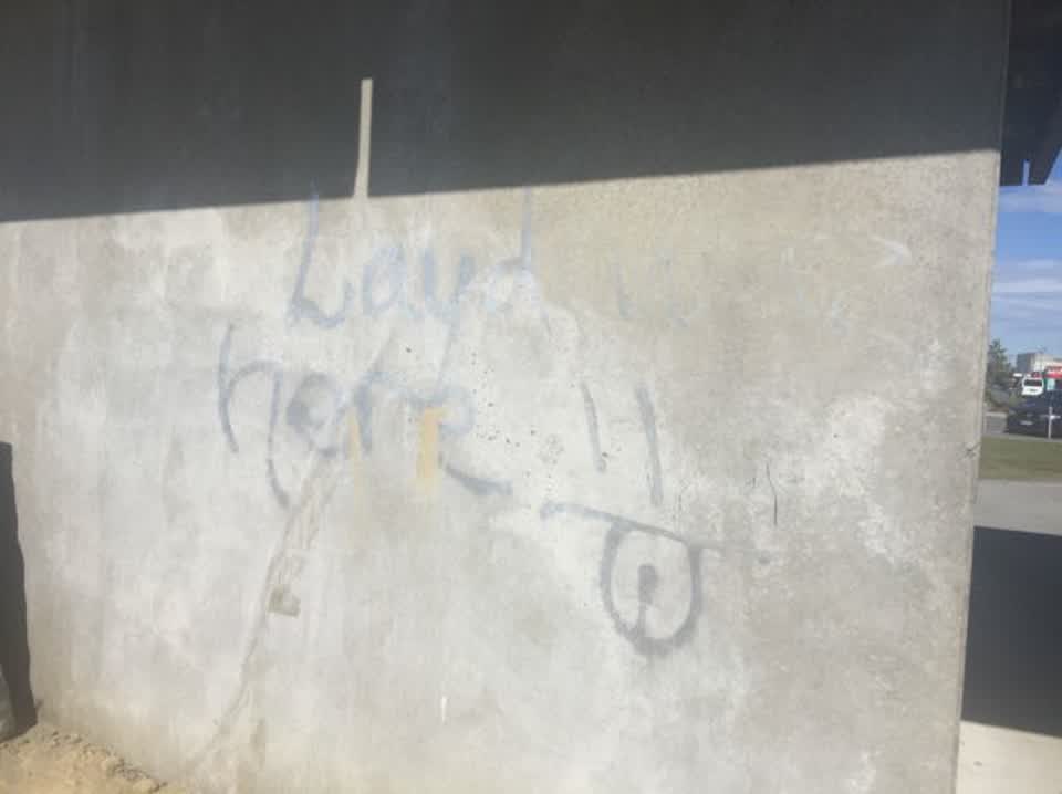 The photograph attached to this graffiti report