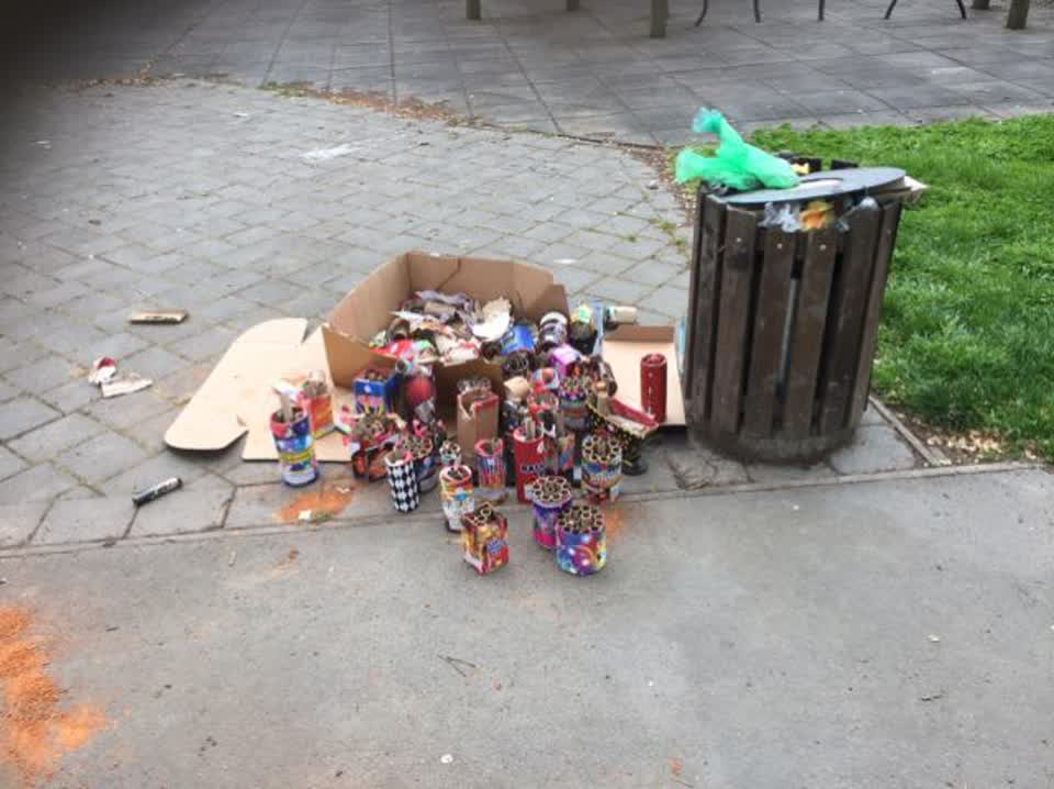 The photograph attached to this rubbish/recycling report