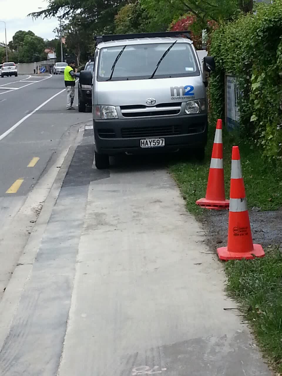 The photograph attached to this roading/streets report