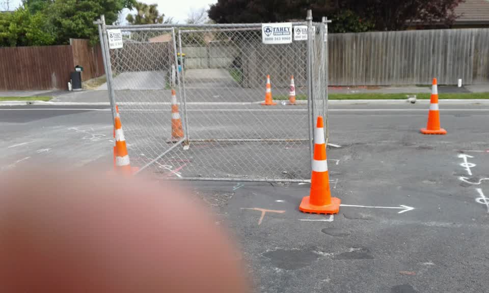 The photograph attached to this roading/streets report
