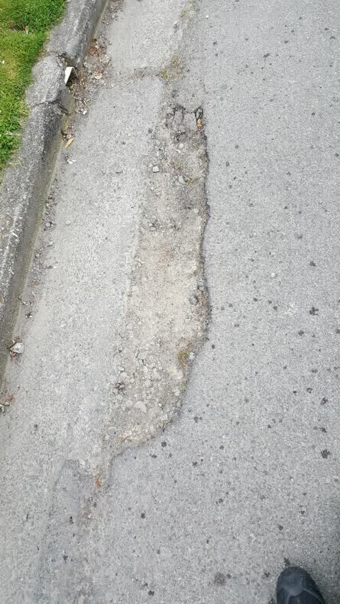 Roading/Streets, a report photo