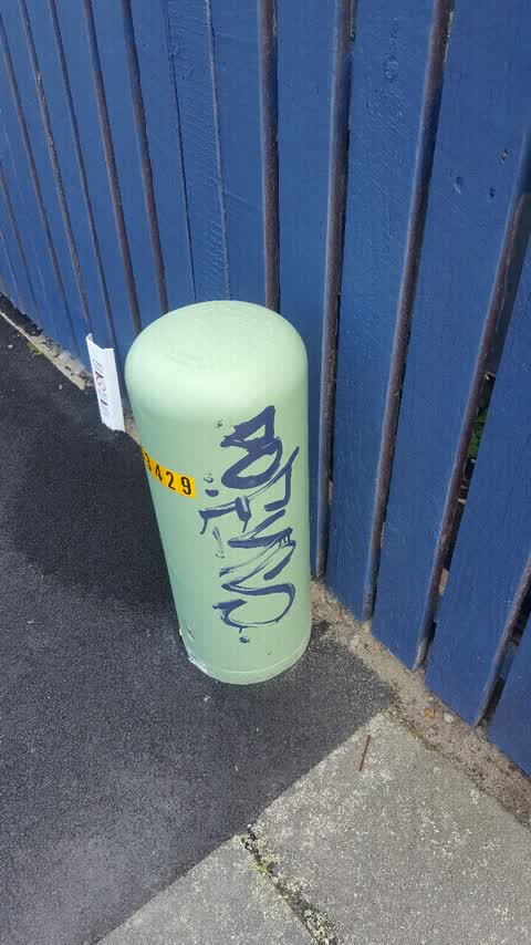 Graffiti, a report photo