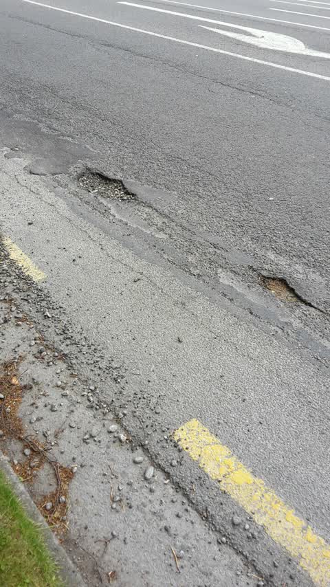 Roading/Streets, a report photo