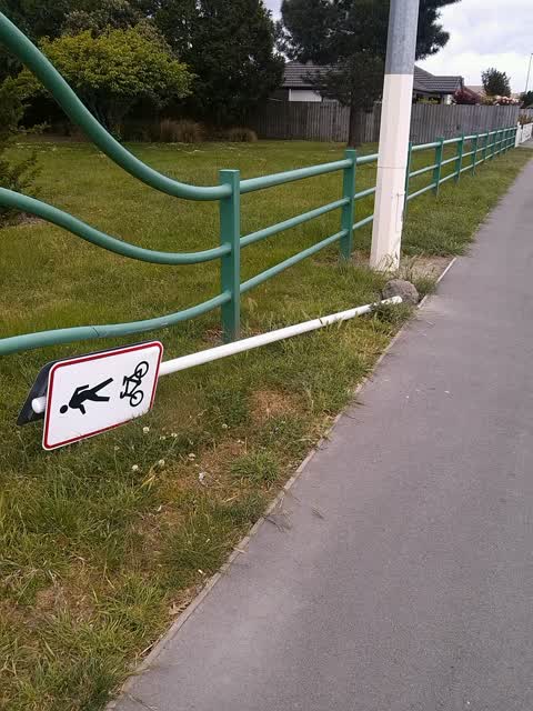 Roading/Streets, a report photo