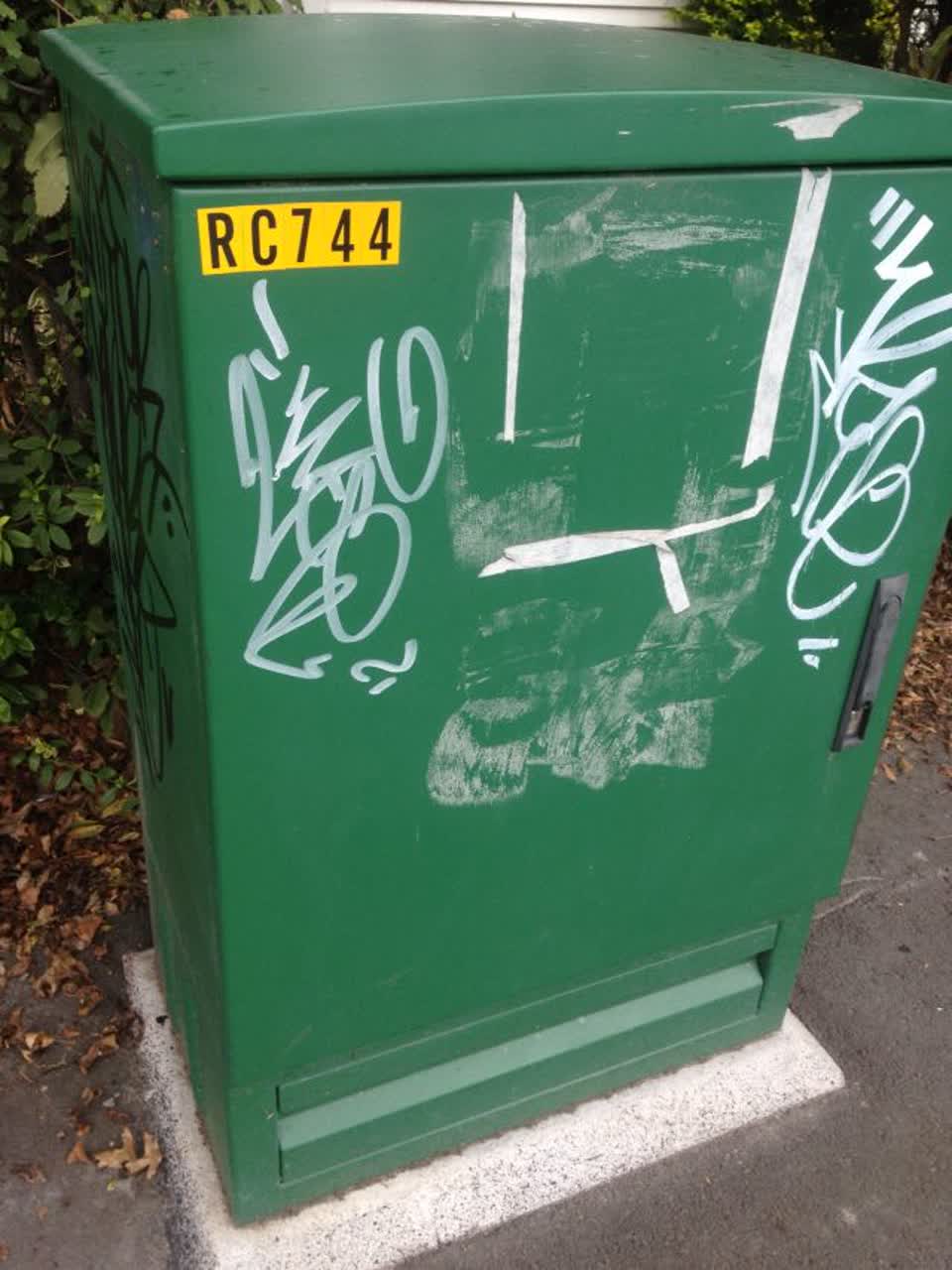 The photograph attached to this graffiti report