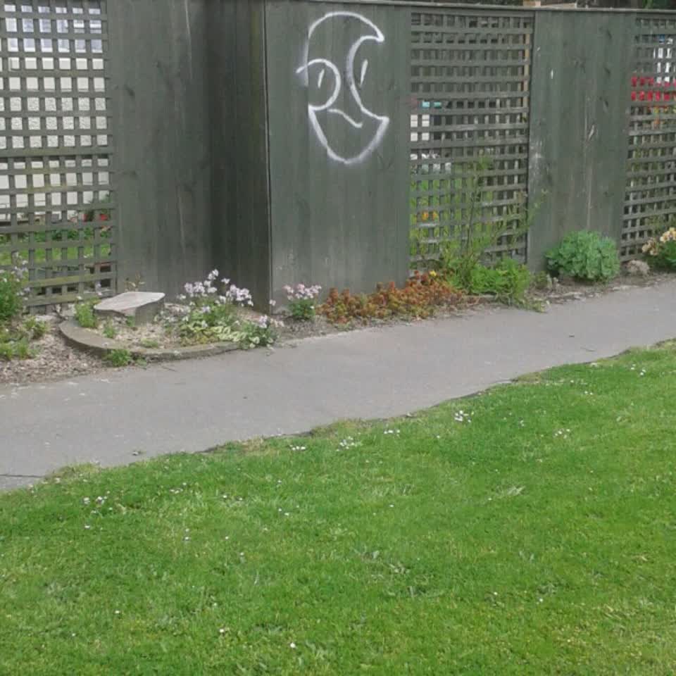 The photograph attached to this graffiti report