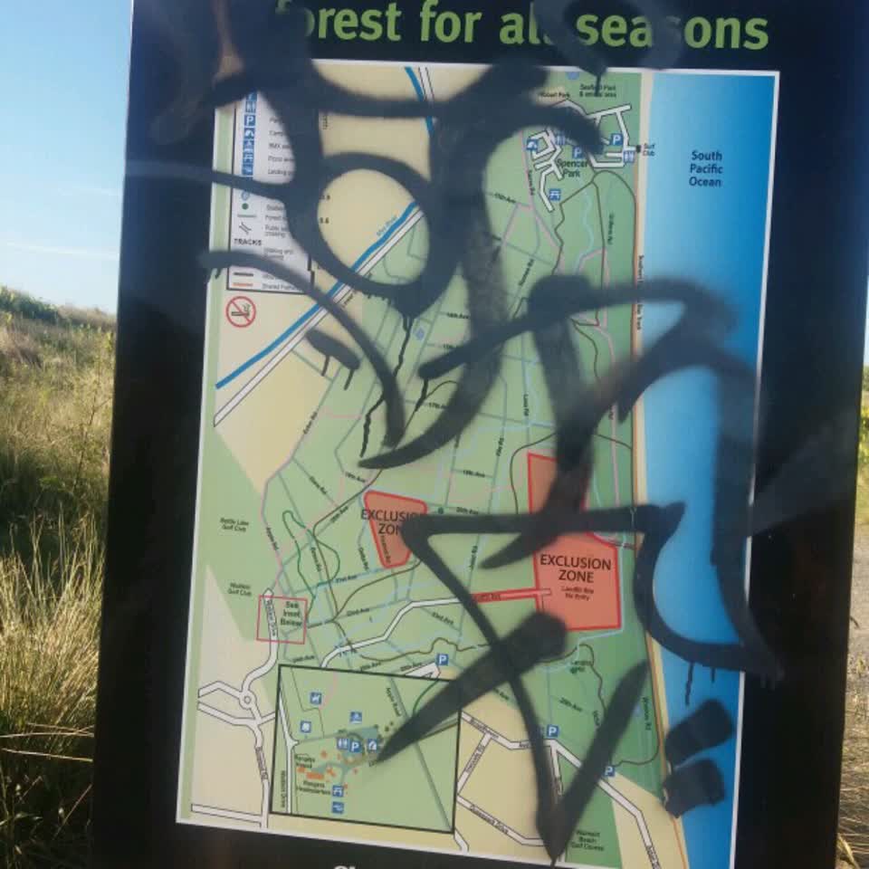 The photograph attached to this graffiti report