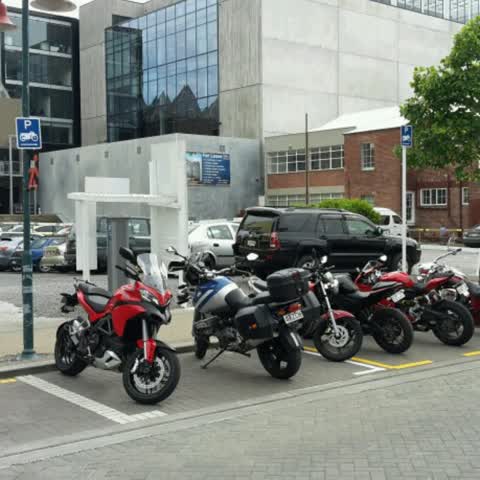 Roading/Streets, a report photo