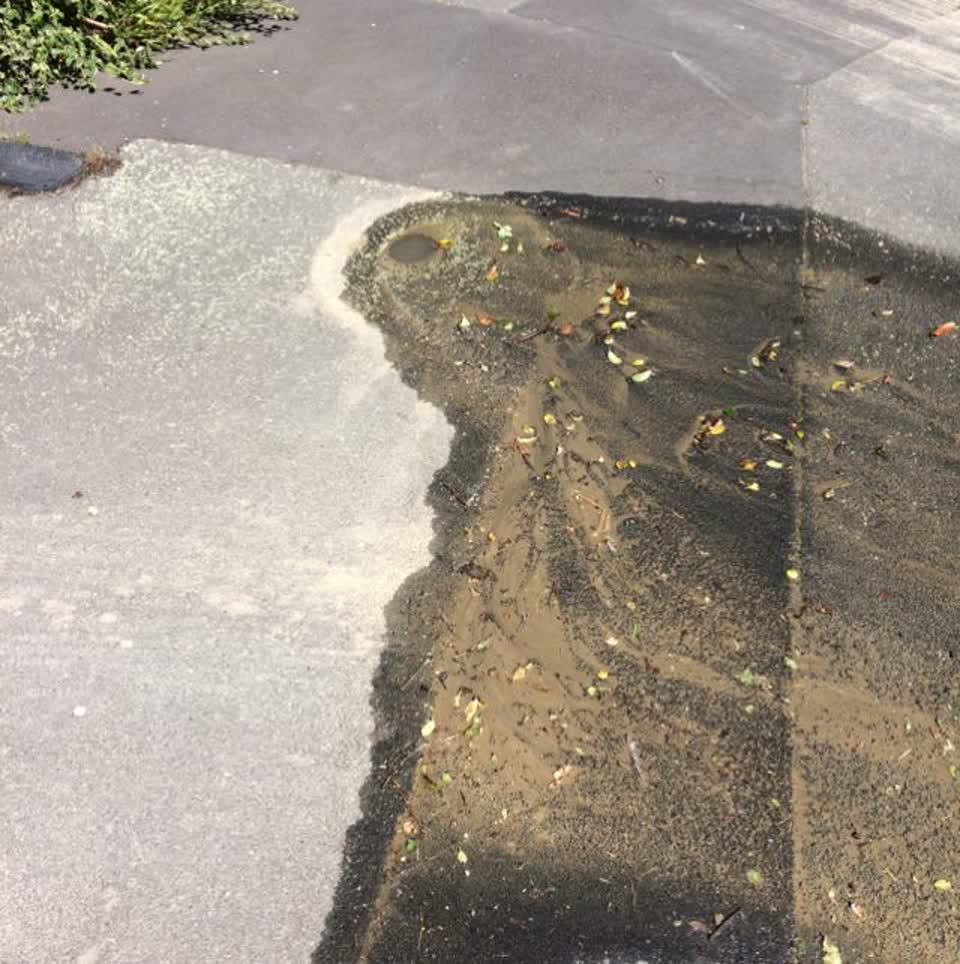 The photograph attached to this water supply report