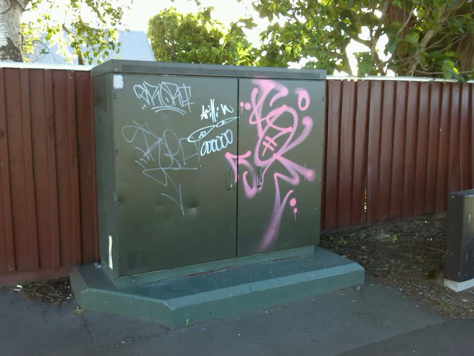 The photograph attached to this graffiti report