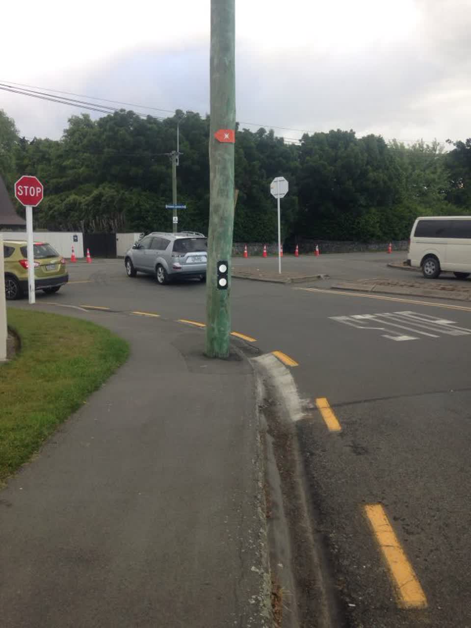 The photograph attached to this roading/streets report