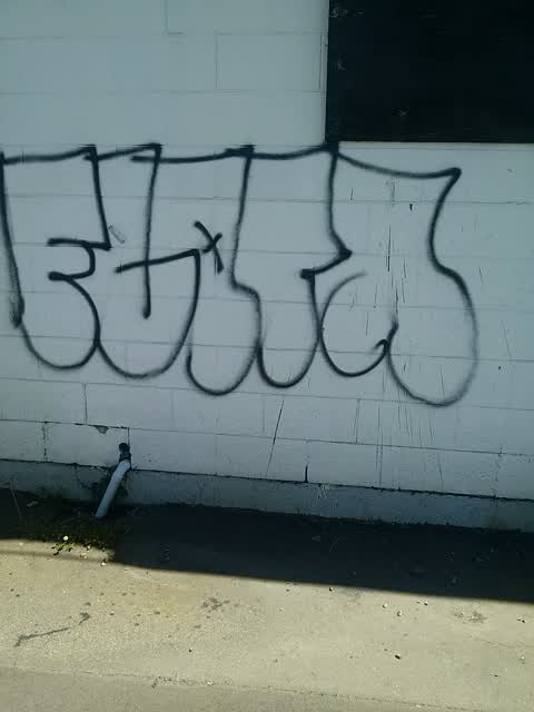 Graffiti, a report photo
