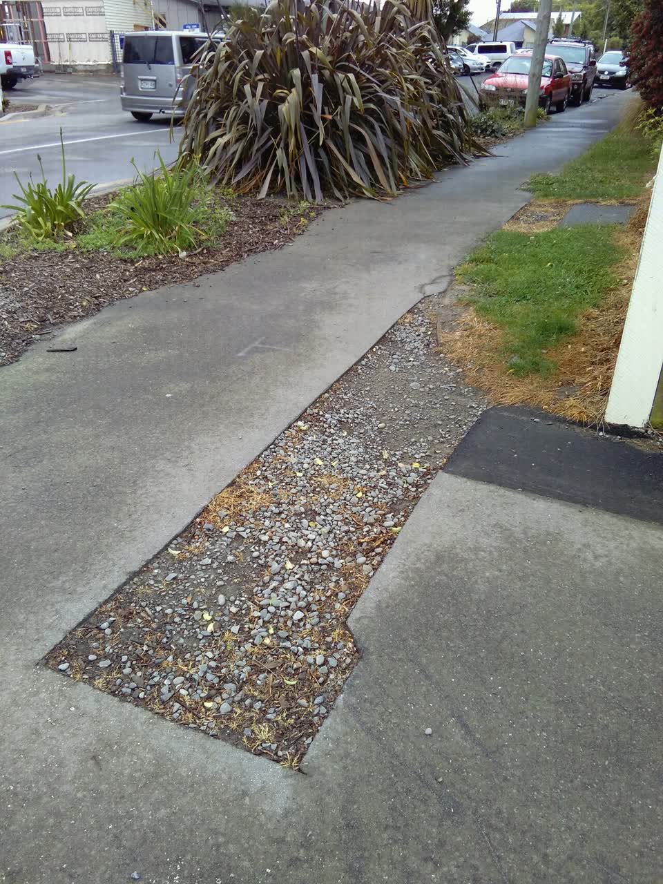 The photograph attached to this roading/streets report