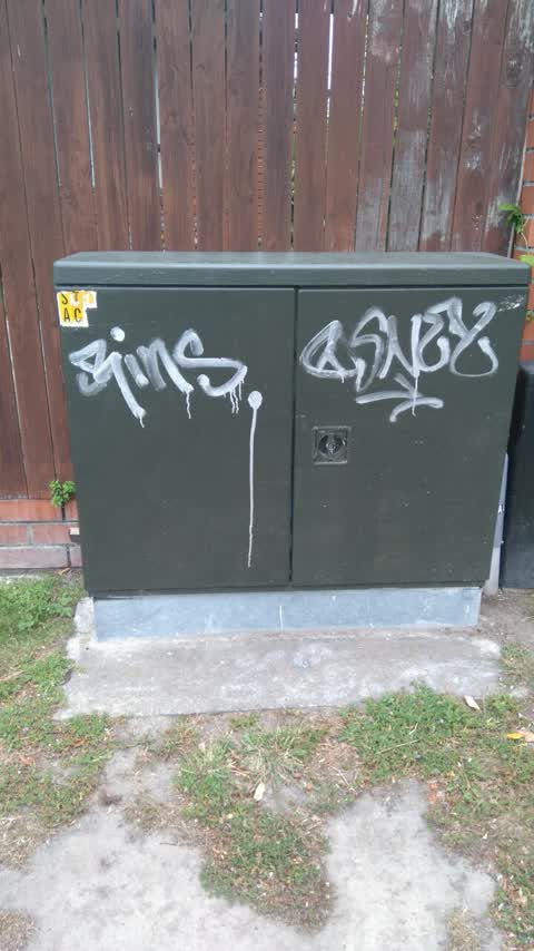 Graffiti, a report photo